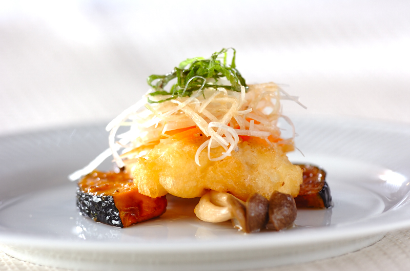 ハモのベニエ・野菜のマリネ添え