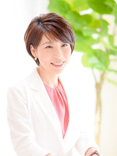 前野彩