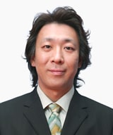 観世　二郎